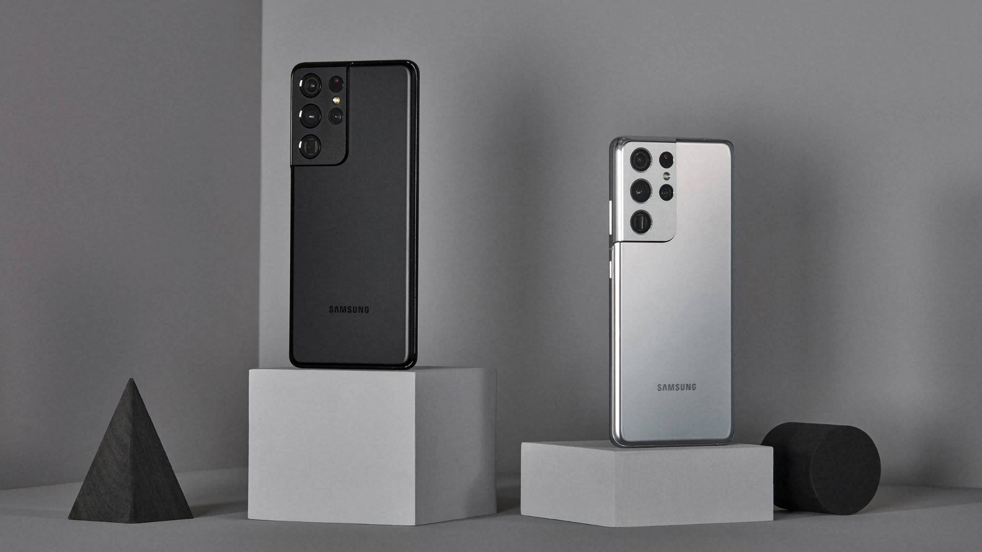 Go Ultimate and Epic with the Samsung Galaxy S21 Ultra